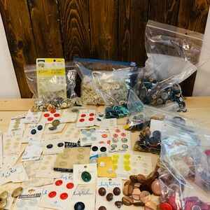 Granny’s Massive Collection of Ornate, Unique Vintage Buttons-Judy Fashion